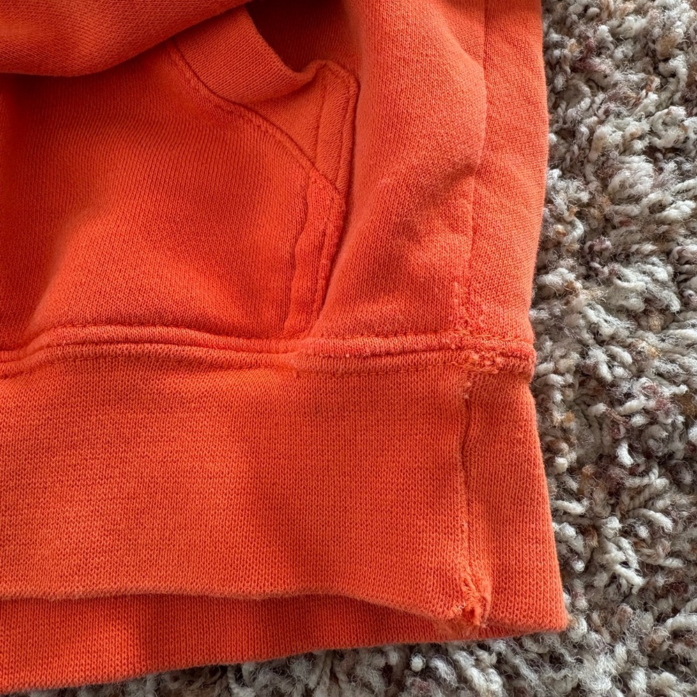 5/$20! Big Cotton Boise State Broncos Hoodie - Picture 5 of 6